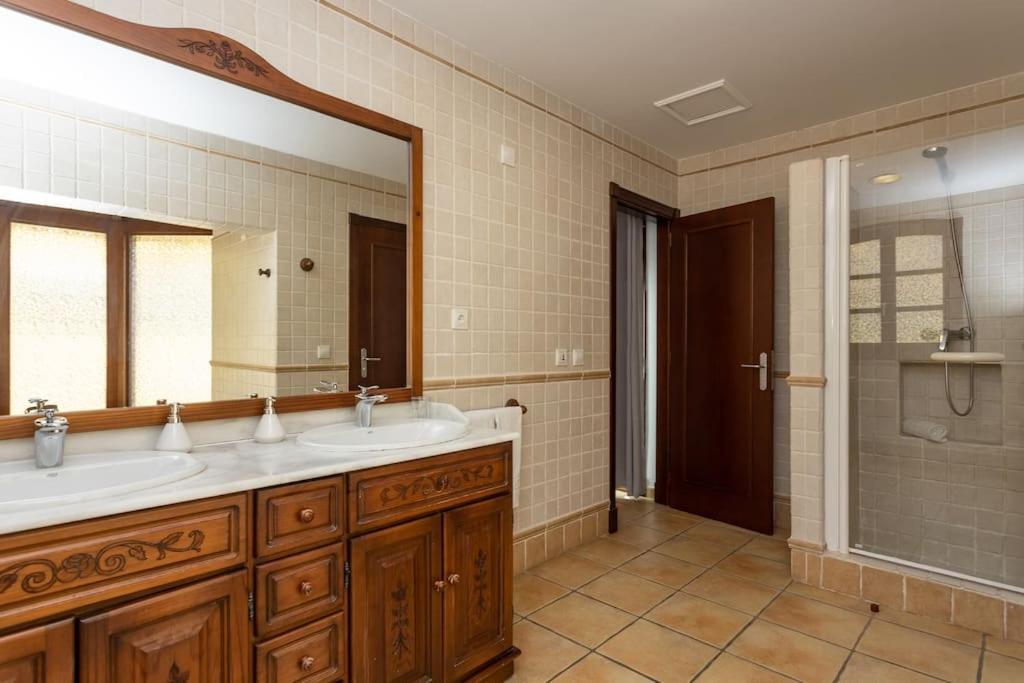 Villa Helen - Heated Pool Wifi Smarttv Barbecue Corralejo Exterior photo